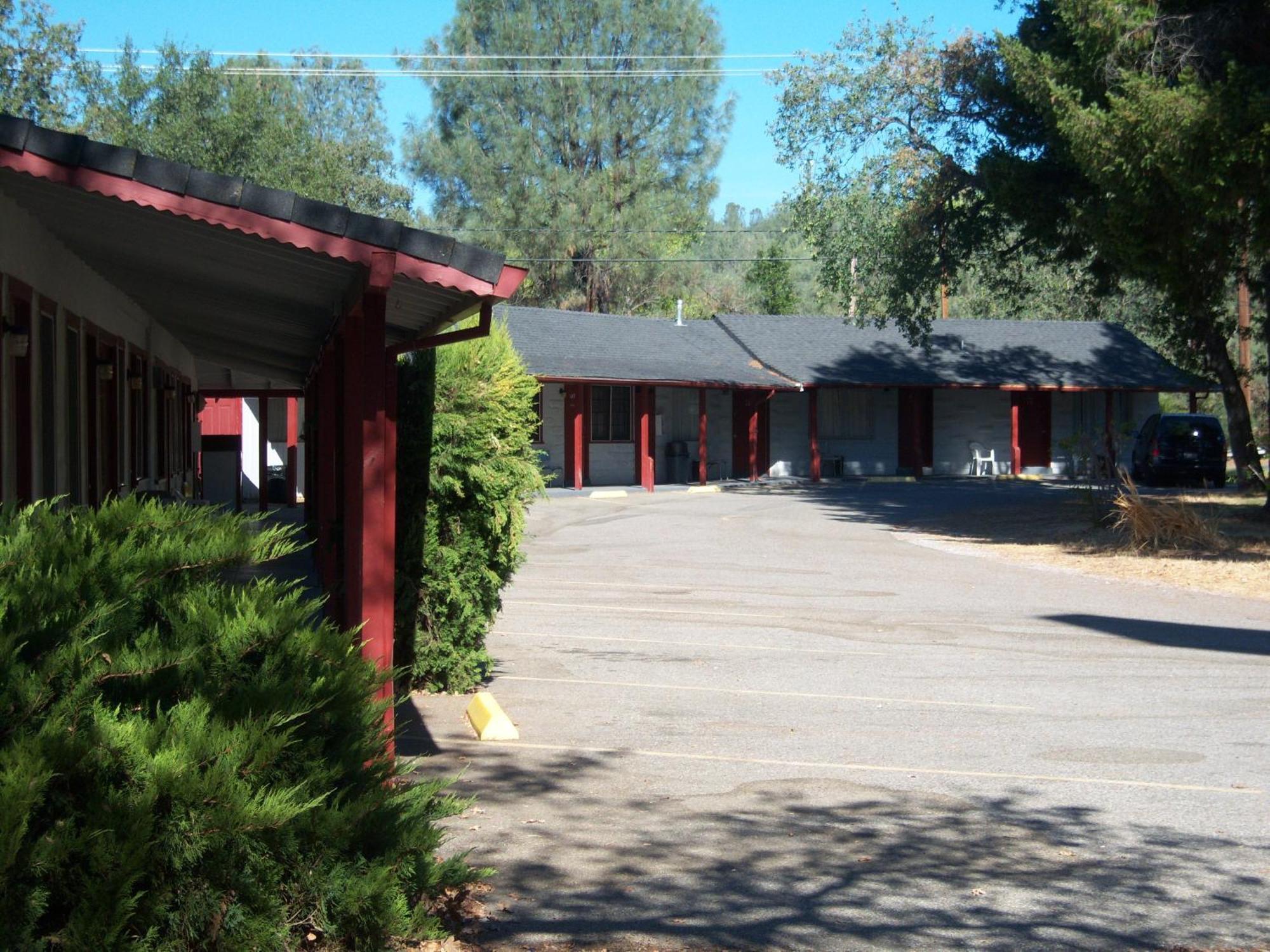 Shasta Dam Motel Shasta Lake Exterior photo